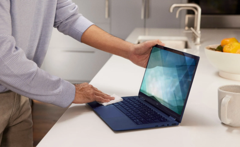 HP Launches New Dragonfly Laptops, Features 5G and in Built Tile Tracking
