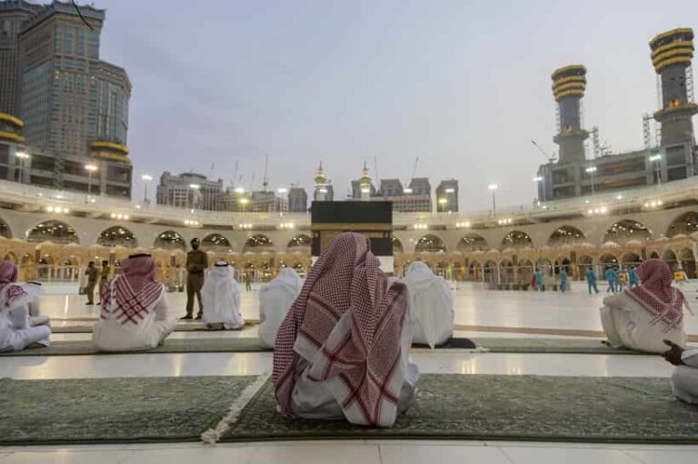 Ramadan 2022: Itikaf to Resume at Saudi Arabia’s Holy Mosques After Two Years
